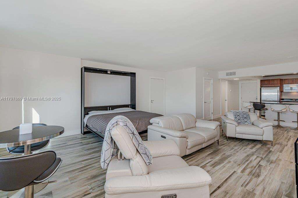 Roney Palace at 2301 Collins Ave, Miami Beach, FL 33139 - For Sale photo 11