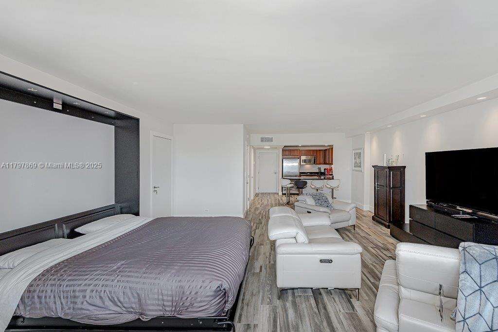 Roney Palace at 2301 Collins Ave, Miami Beach, FL 33139 - For Sale photo 12