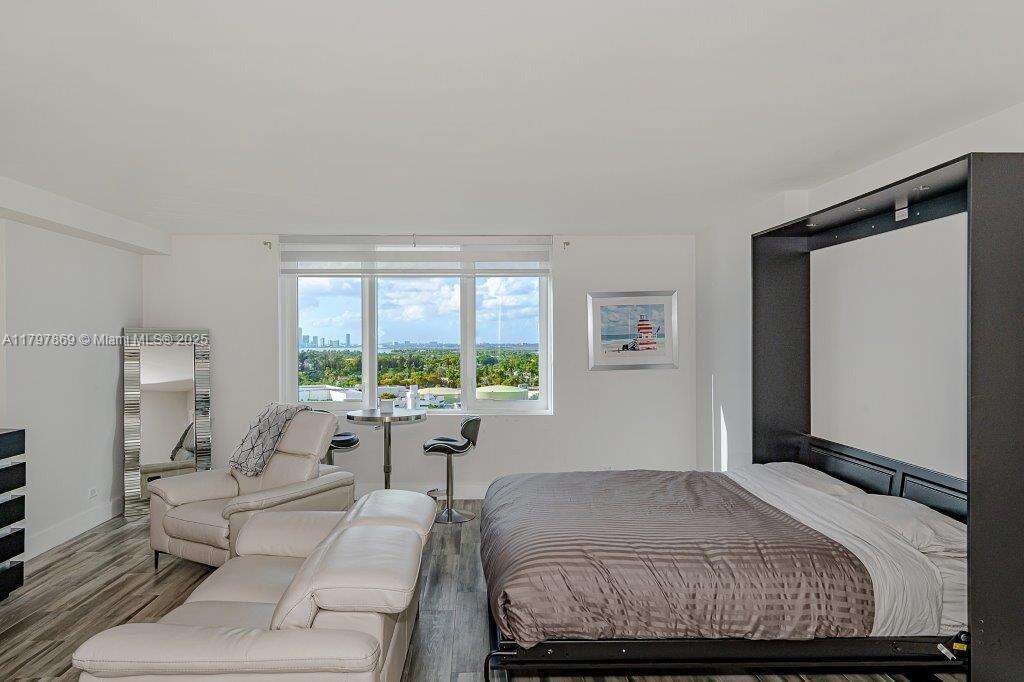 Roney Palace at 2301 Collins Ave, Miami Beach, FL 33139 - For Sale photo 8
