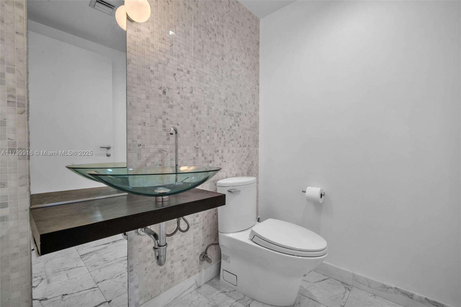 Epic Residences at 200 Biscayne Blvd Way, Miami, FL 33131 - For Sale photo 12