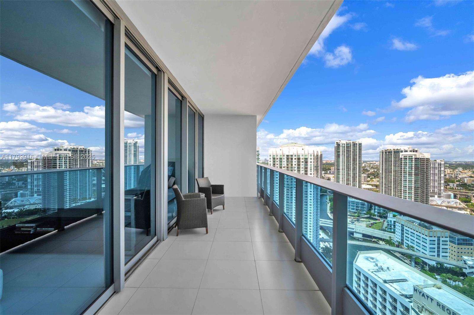 Epic Residences at 200 Biscayne Blvd Way, Miami, FL 33131 - For Sale photo 15