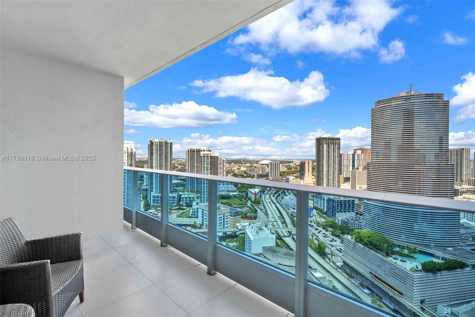 Epic Residences at 200 Biscayne Blvd Way, Miami, FL 33131 - For Sale photo 16