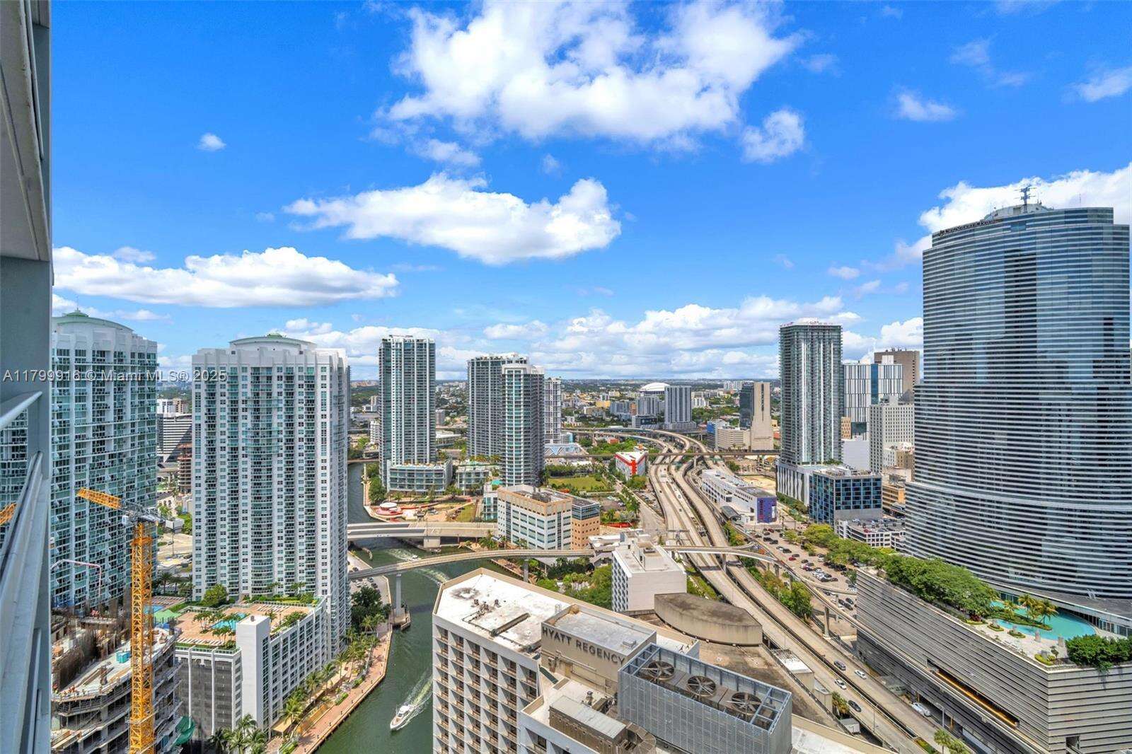 Epic Residences at 200 Biscayne Blvd Way, Miami, FL 33131 - For Sale photo 17