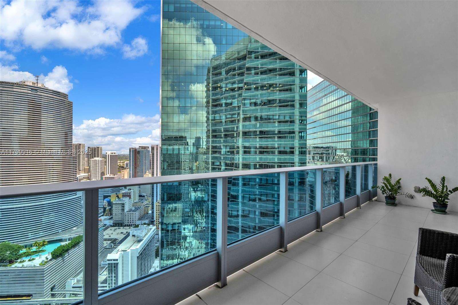 Epic Residences at 200 Biscayne Blvd Way, Miami, FL 33131 - For Sale photo 19