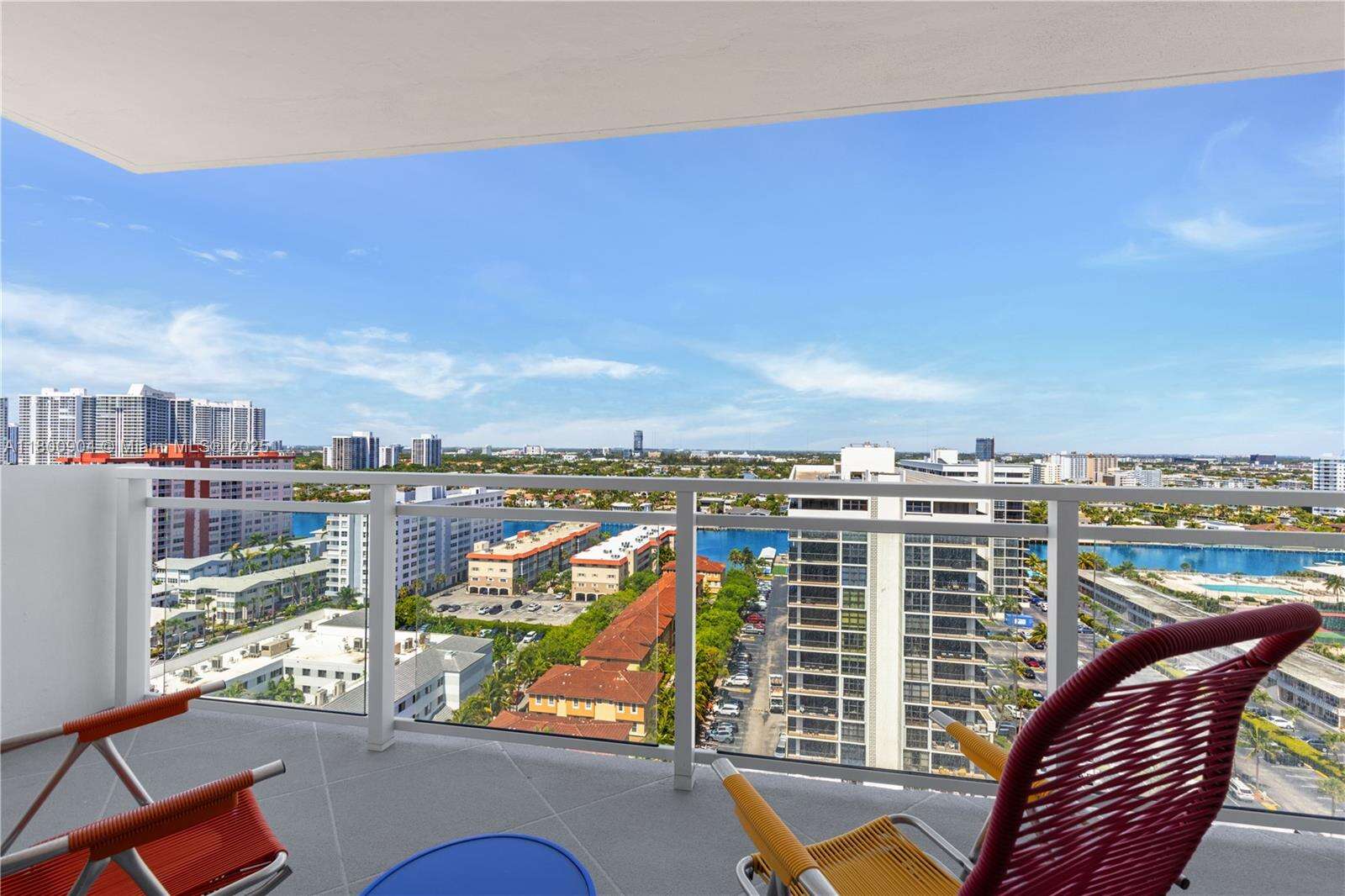 Parker Plaza at 2030 Ocean Dr, Hallandale Beach, FL 33009 - For Sale photo 3
