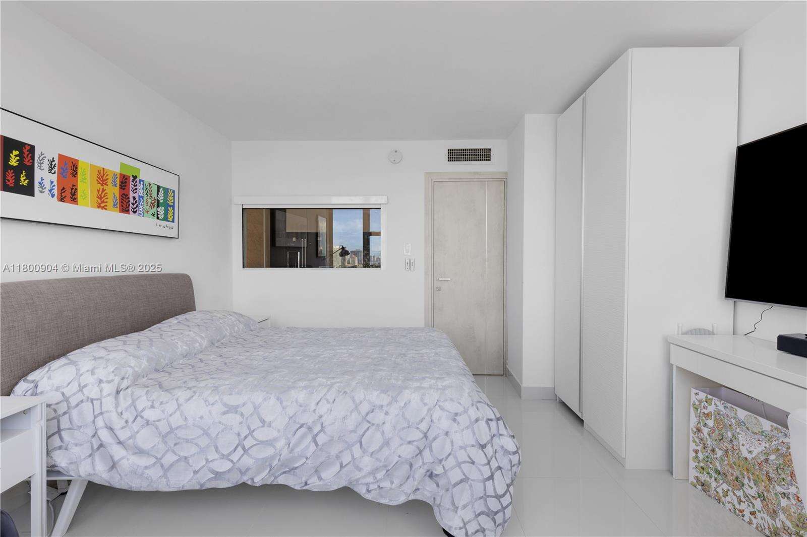 Parker Plaza at 2030 Ocean Dr, Hallandale Beach, FL 33009 - For Sale photo 26