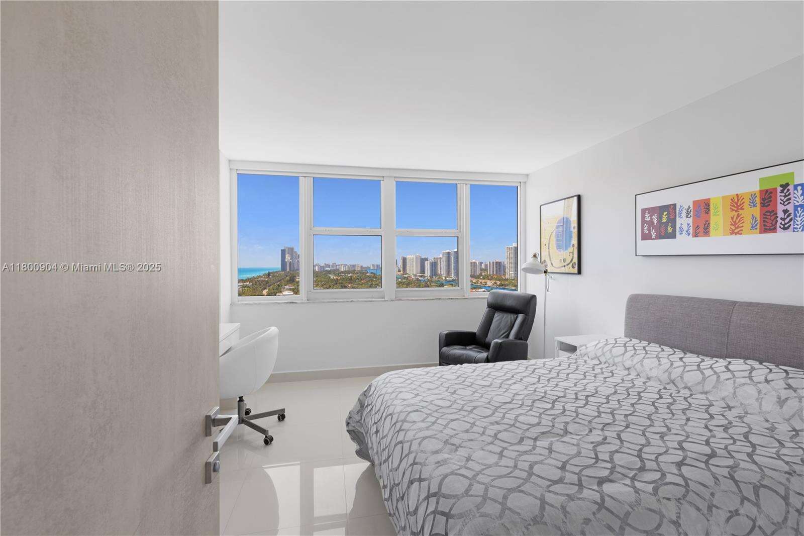Parker Plaza at 2030 Ocean Dr, Hallandale Beach, FL 33009 - For Sale photo 29