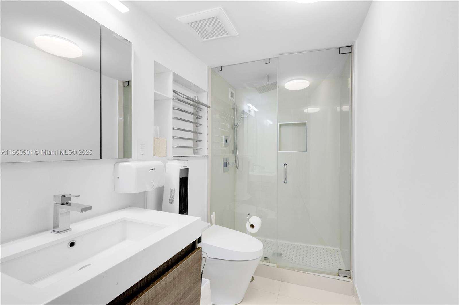 Parker Plaza at 2030 Ocean Dr, Hallandale Beach, FL 33009 - For Sale photo 32