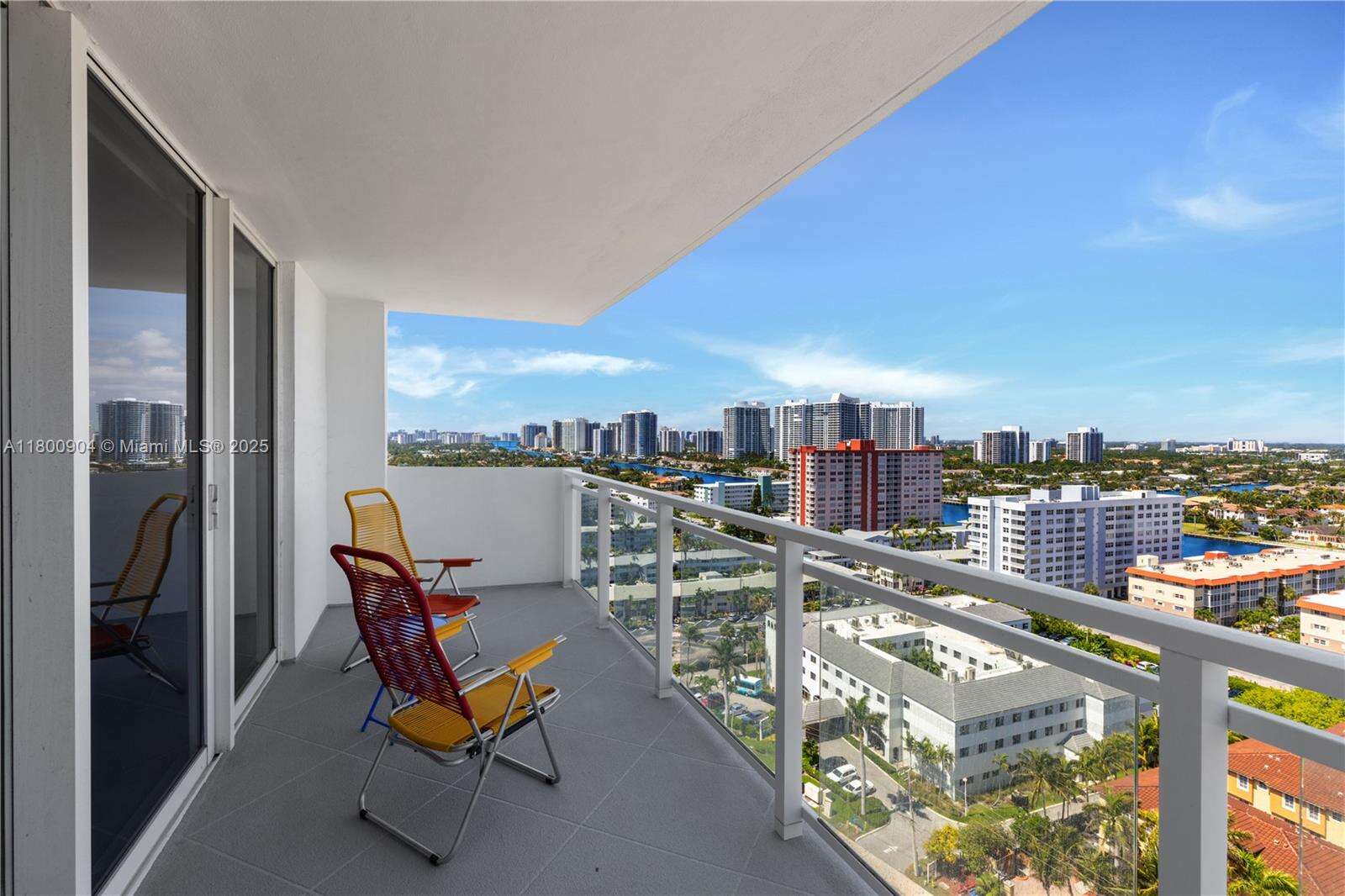 Parker Plaza at 2030 Ocean Dr, Hallandale Beach, FL 33009 - For Sale photo 6