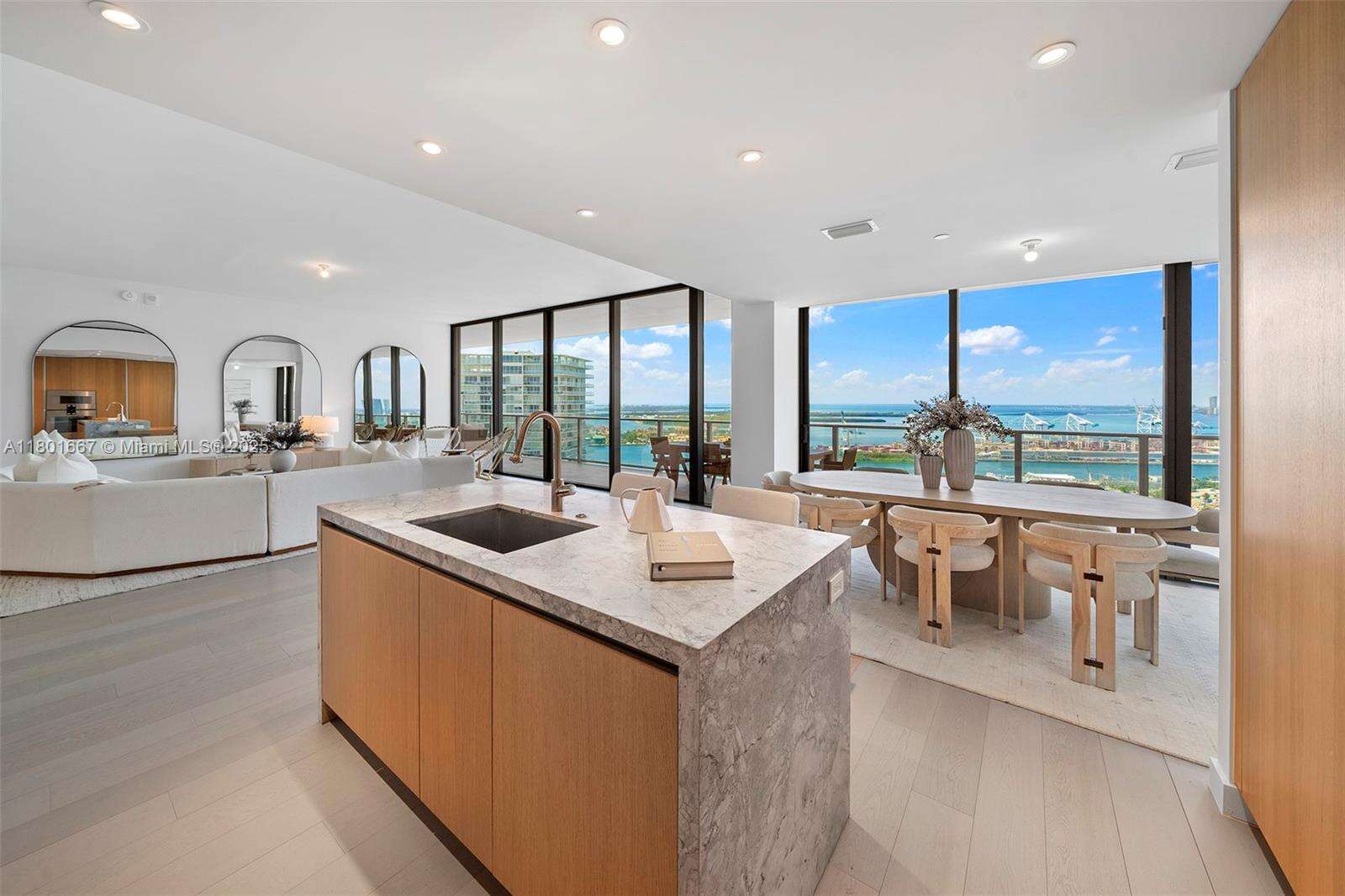 FIVE PARK - 500 Alton Rd, Miami Beach, FL 33139 | Picture 9