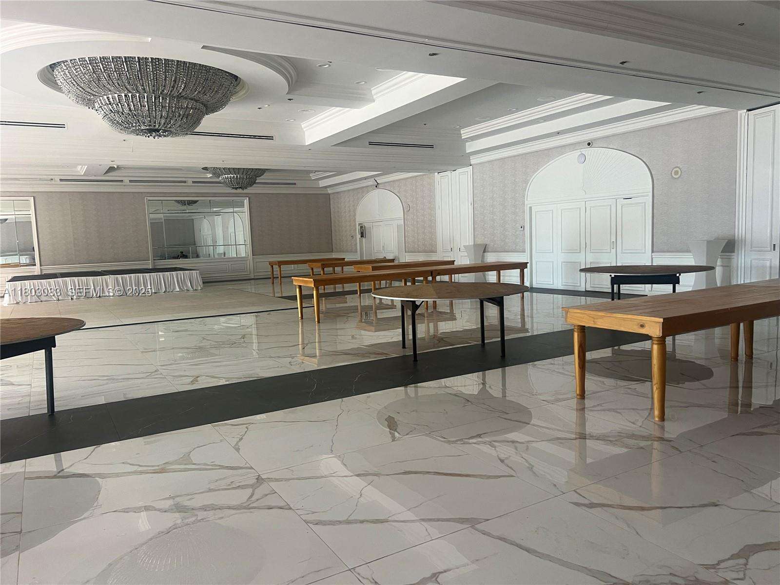 The Alexander at 5225 Collins Ave, Miami Beach, FL 33140 - For Sale photo 13
