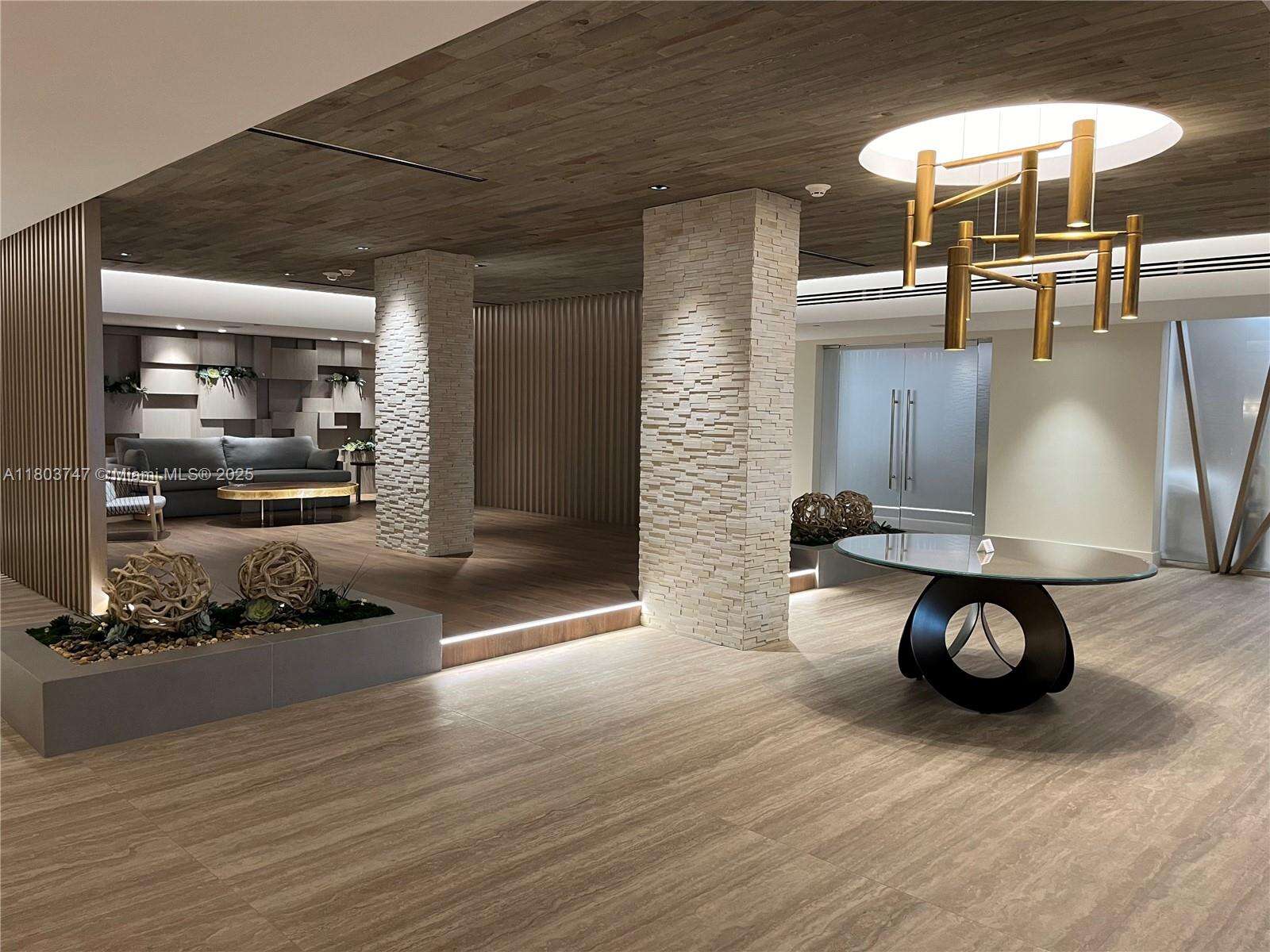 Roney Palace at 2301 Collins Ave, Miami Beach, FL 33139 - For Sale photo 24