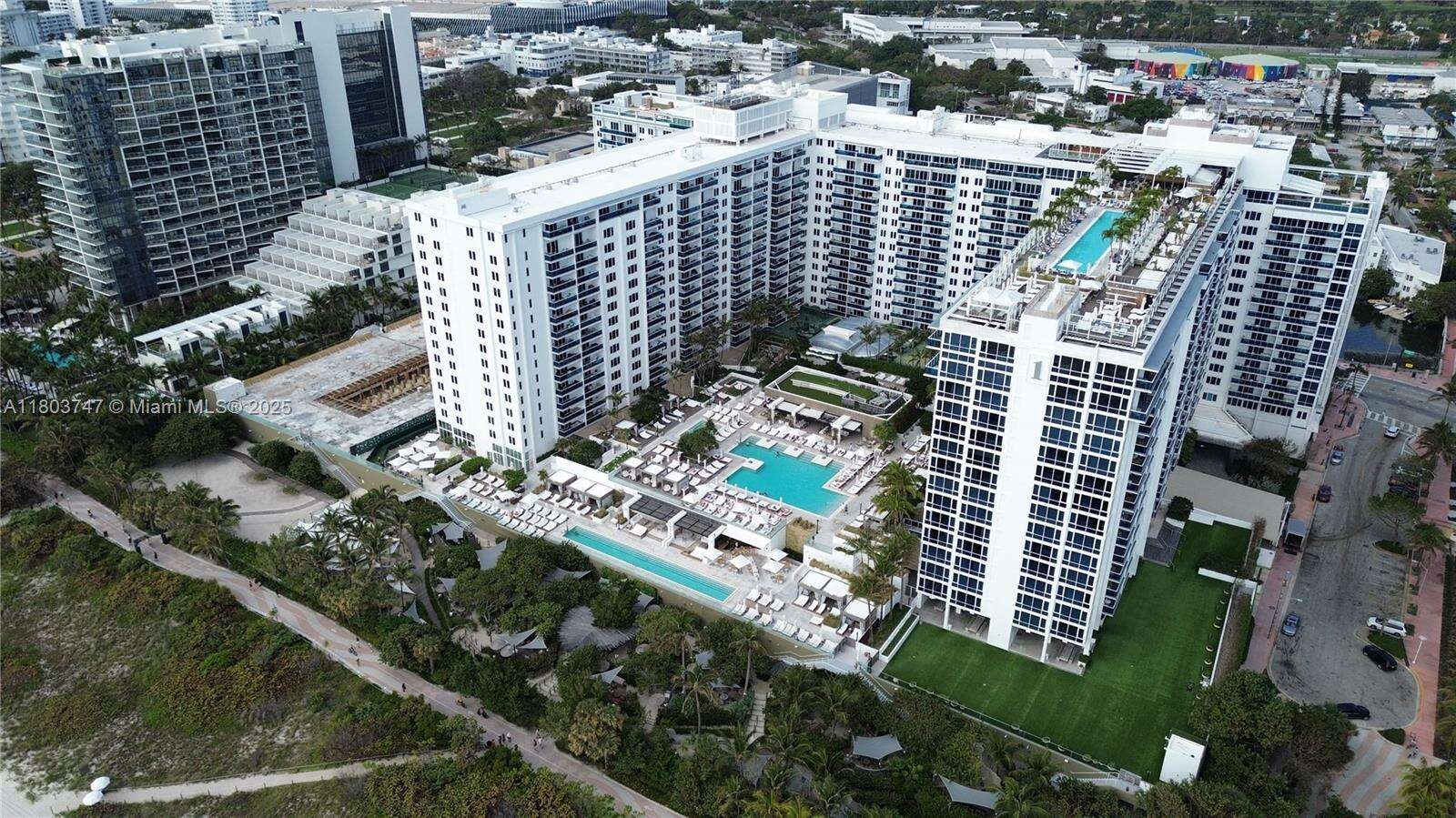 Roney Palace at 2301 Collins Ave, Miami Beach, FL 33139 - For Sale photo 29