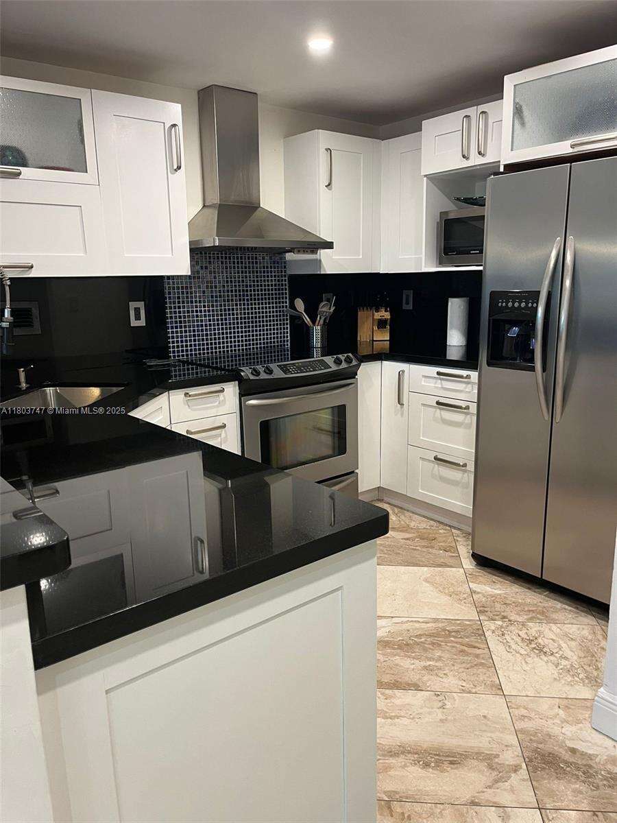 Roney Palace at 2301 Collins Ave, Miami Beach, FL 33139 - For Sale photo 7