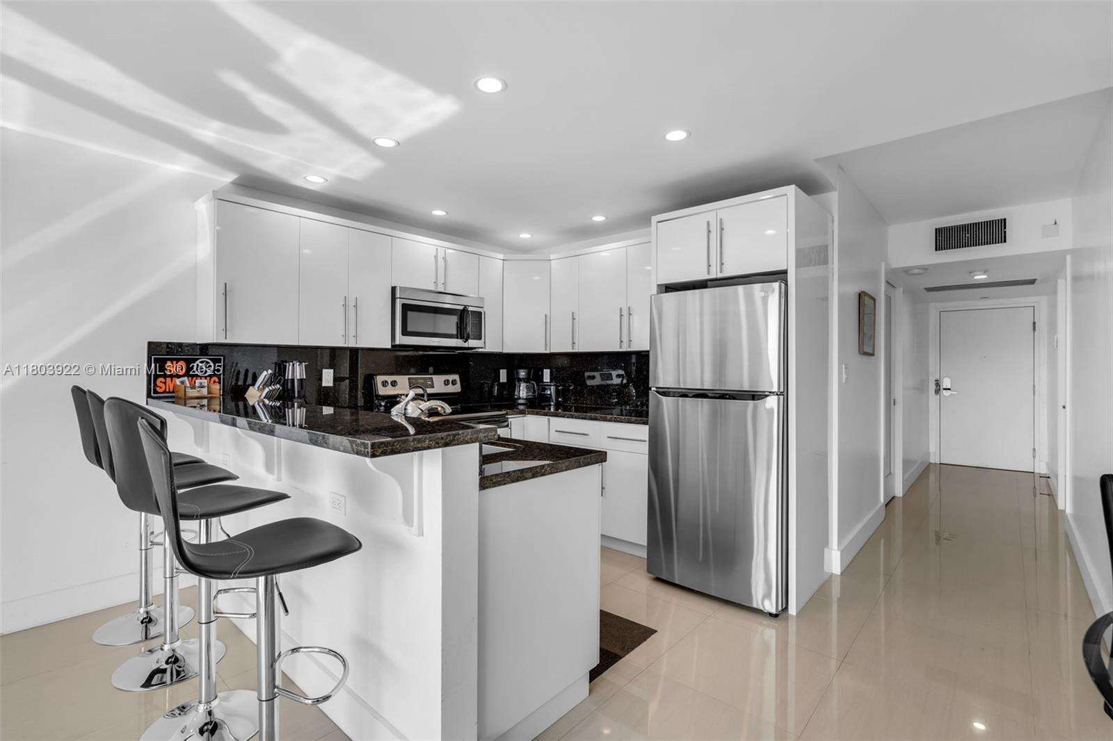 Roney Palace at 2301 Collins Ave, Miami Beach, FL 33139 - For Sale photo 6