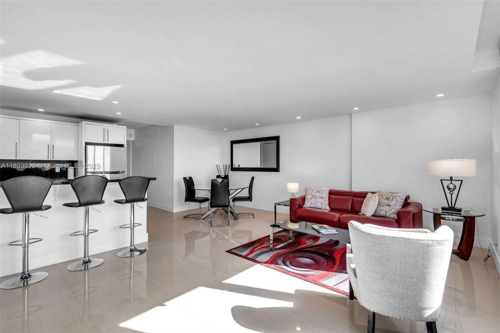 Roney Palace at 2301 Collins Ave, Miami Beach, FL 33139 - For Sale photo 10
