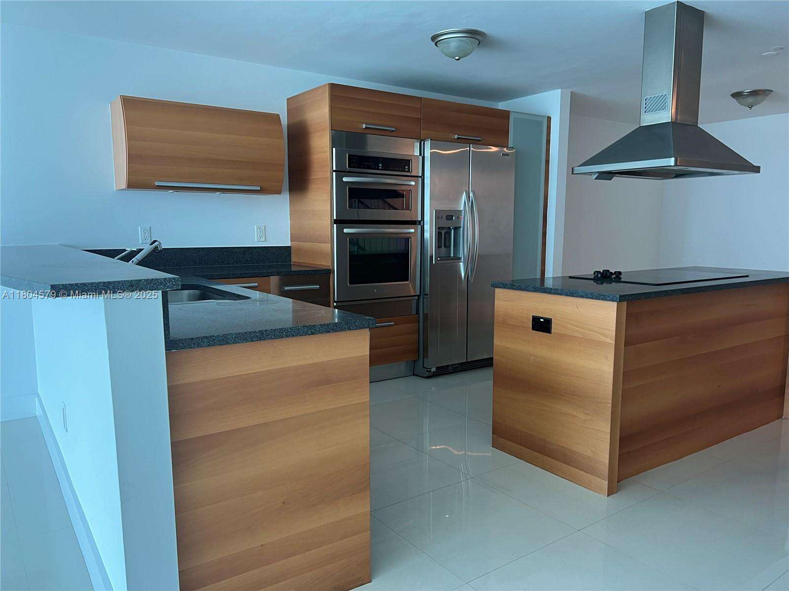 Artech at 2950 188th St, Aventura, FL 33180 - For Sale photo 6