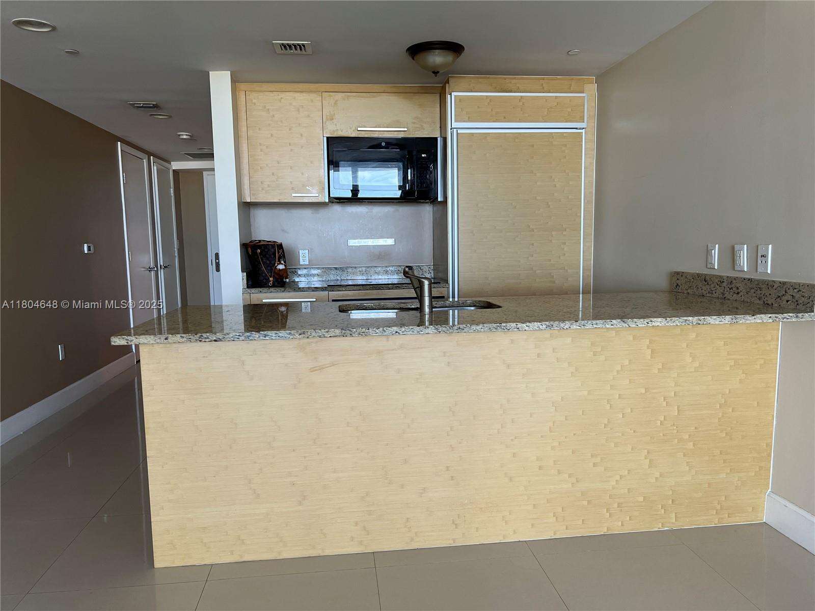 The Beach Club Three at 1800 Ocean Dr, Hallandale Beach, FL 33009 - For Sale photo 12