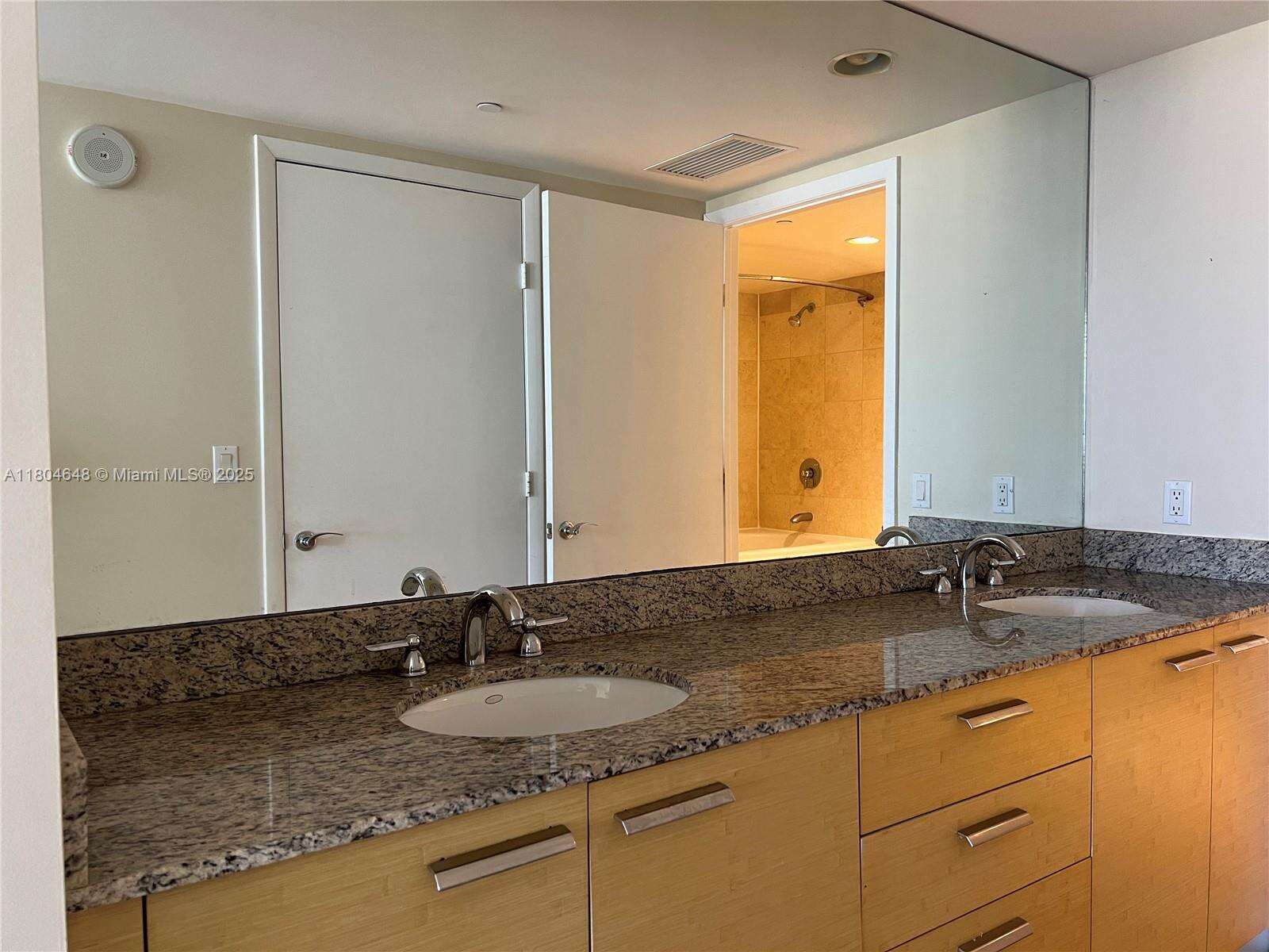 The Beach Club Three at 1800 Ocean Dr, Hallandale Beach, FL 33009 - For Sale photo 16