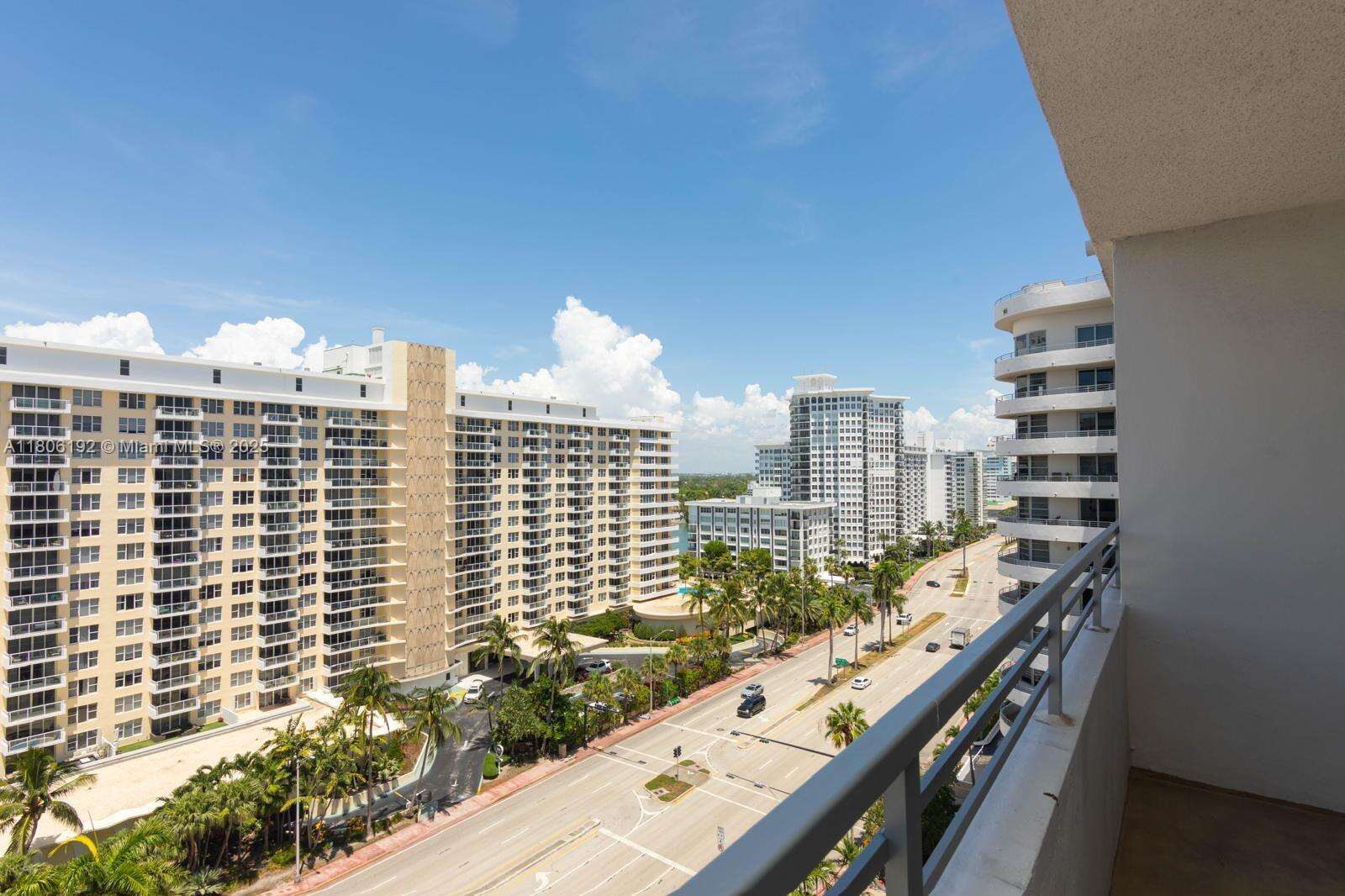 Oceanside Plaza at 5555 Collins Ave, Miami Beach, FL 33140 - For Sale photo 11