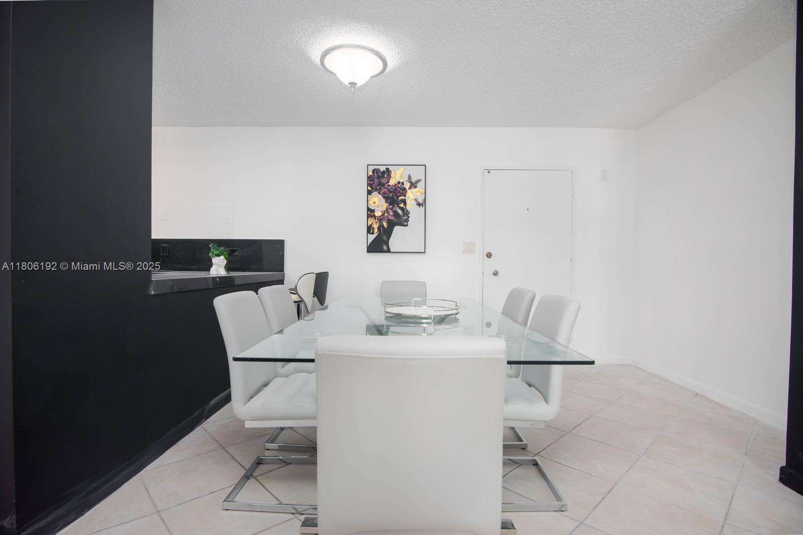 Oceanside Plaza at 5555 Collins Ave, Miami Beach, FL 33140 - For Sale photo 13