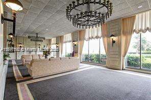 Oceanside Plaza at 5555 Collins Ave, Miami Beach, FL 33140 - For Sale photo 3