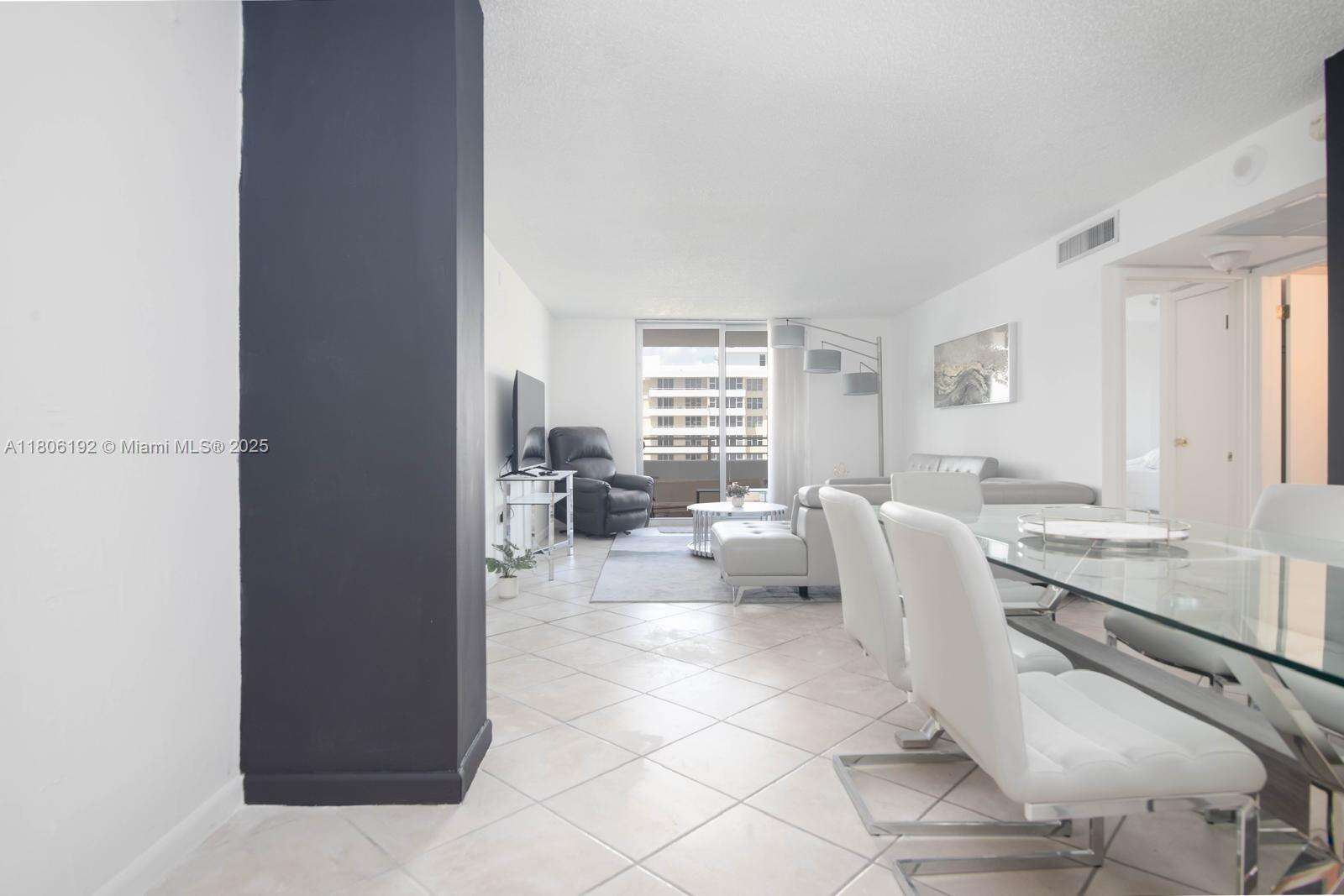 Oceanside Plaza at 5555 Collins Ave, Miami Beach, FL 33140 - For Sale photo 40