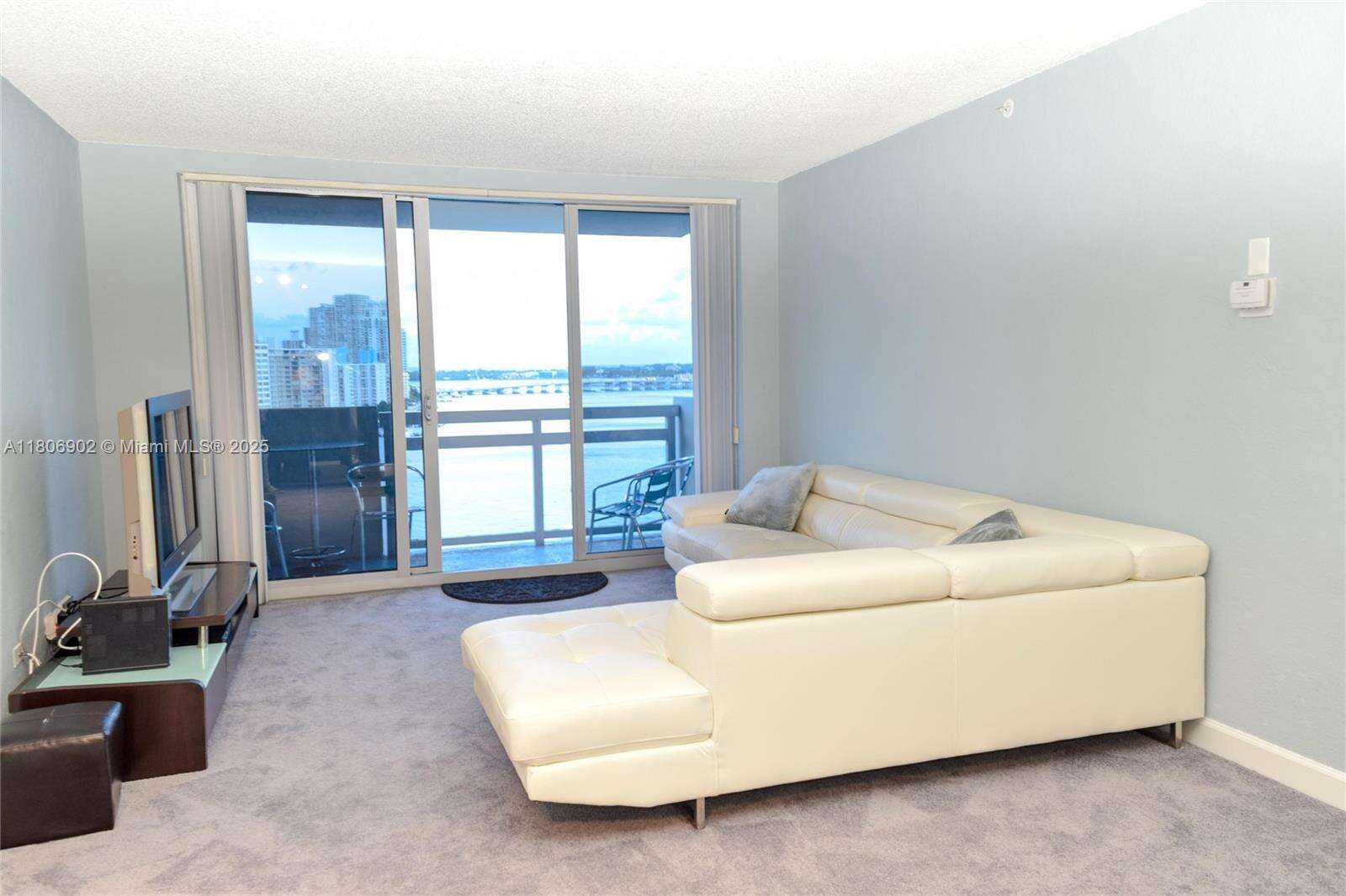 Flamingo South Beach at 1500 Bay Rd, Miami Beach, FL 33139 - For Sale photo 11