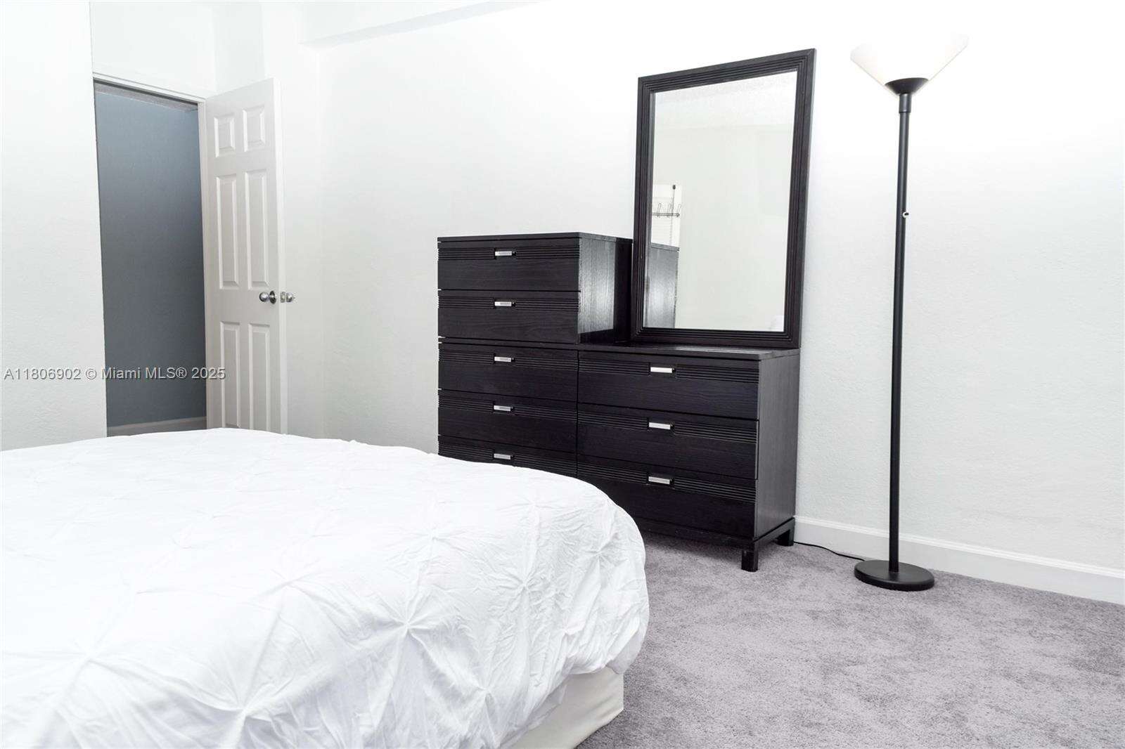 Flamingo South Beach at 1500 Bay Rd, Miami Beach, FL 33139 - For Sale photo 22