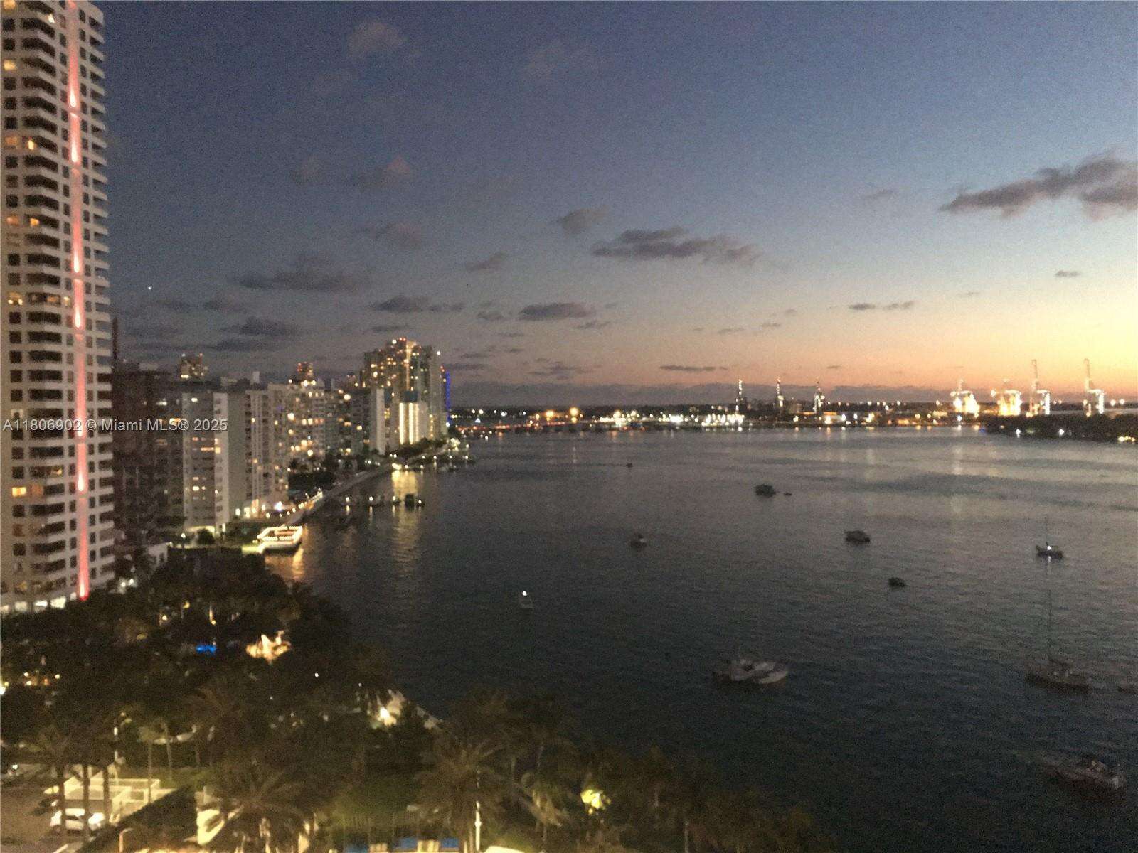 Flamingo South Beach at 1500 Bay Rd, Miami Beach, FL 33139 - For Sale photo 33