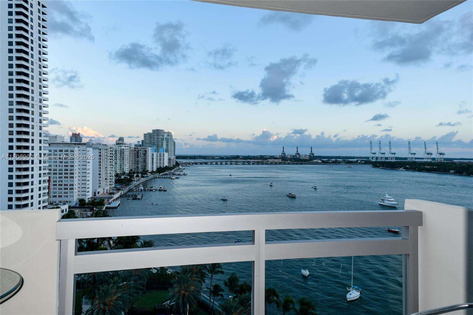 Flamingo South Beach at 1500 Bay Rd, Miami Beach, FL 33139 - For Sale photo 7