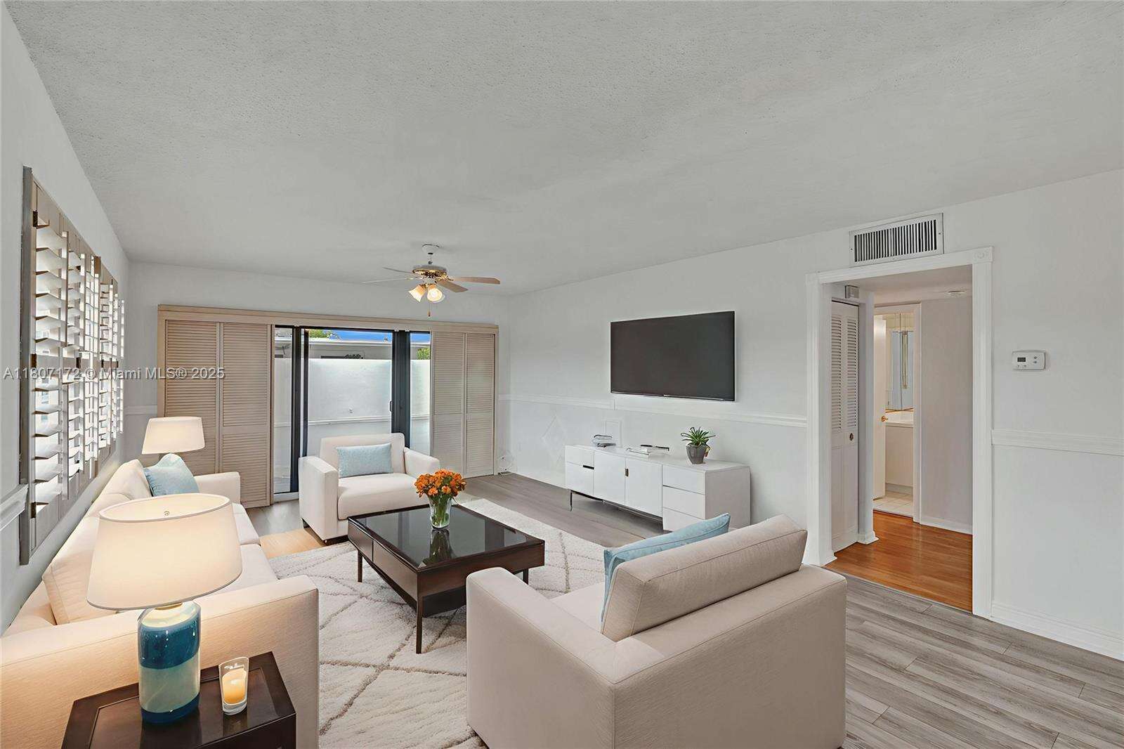 COURTYARDS OF THE GROVE