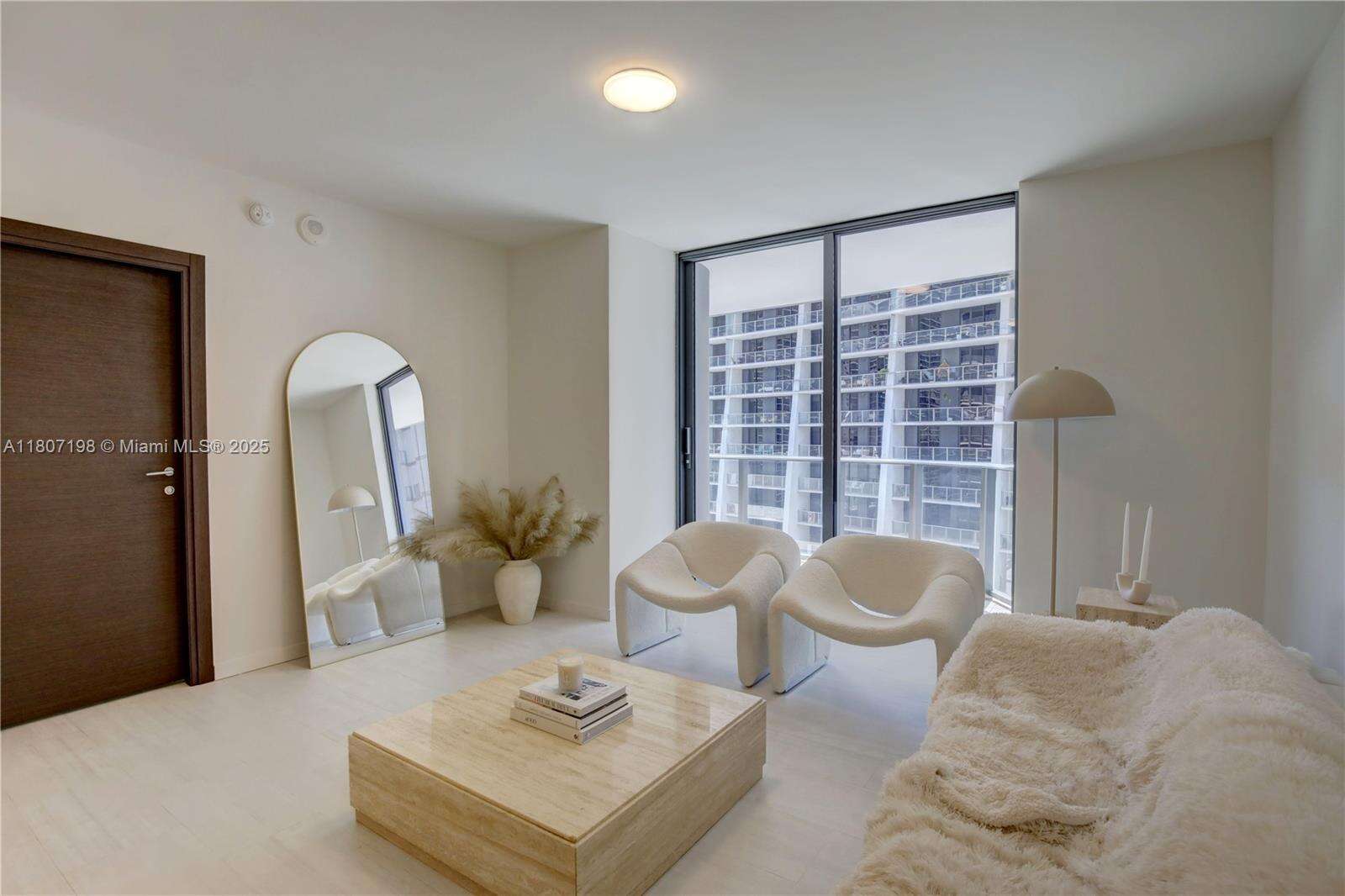 Brickell Flatiron at 1000 Brickell Plz, Miami, FL 33131 - For Sale photo 11