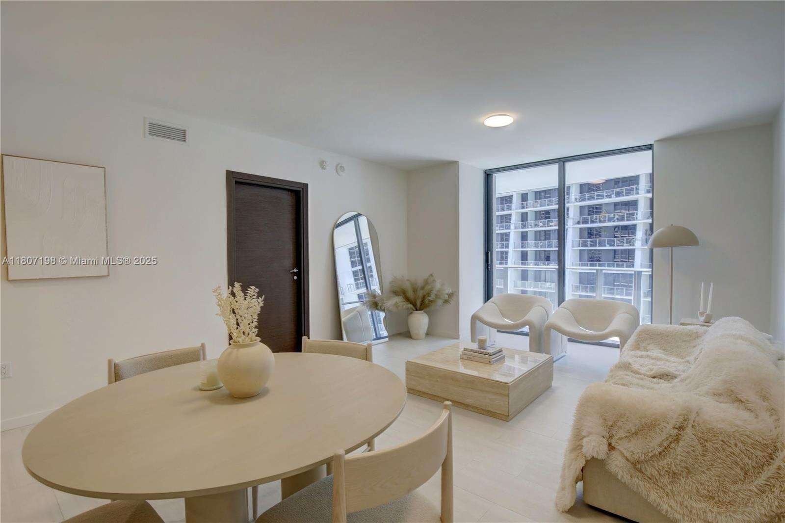 Brickell Flatiron at 1000 Brickell Plz, Miami, FL 33131 - For Sale photo 15