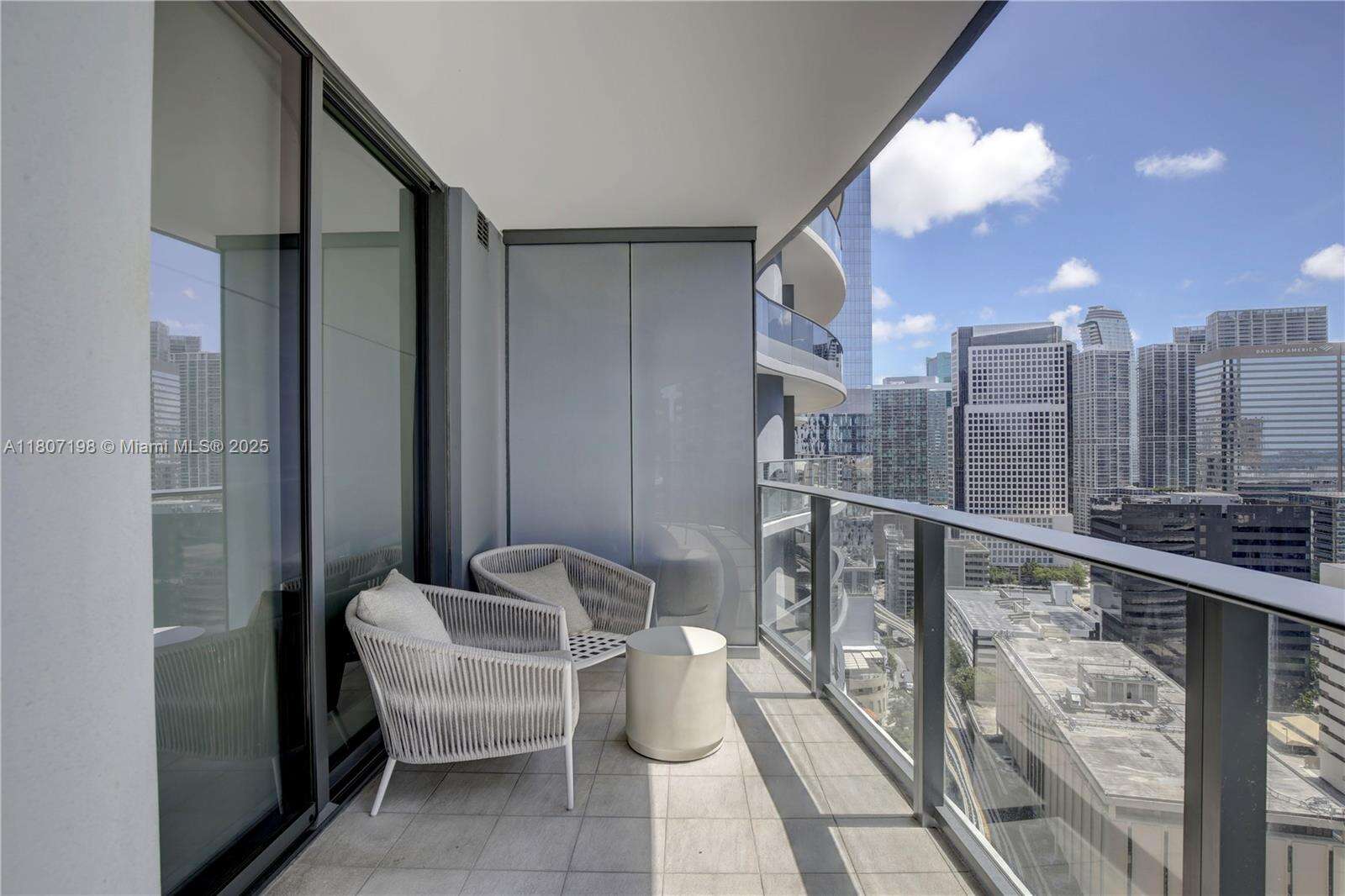 Brickell Flatiron at 1000 Brickell Plz, Miami, FL 33131 - For Sale photo 33