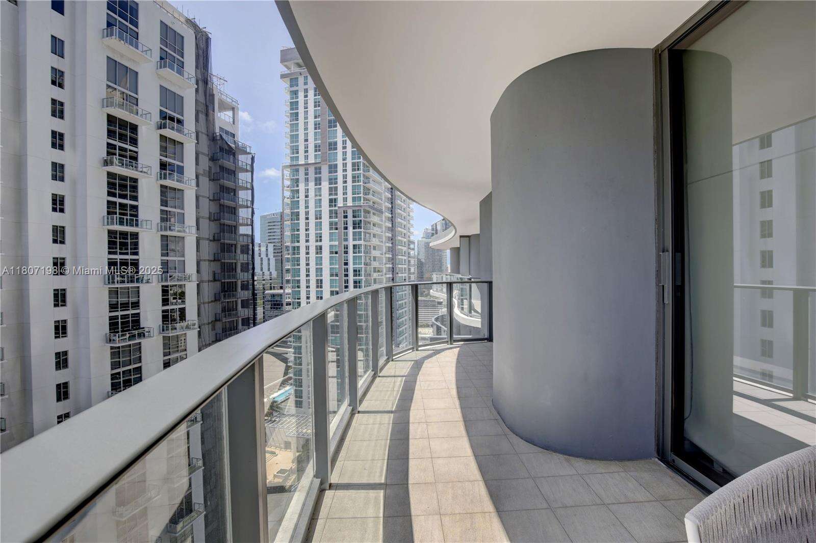 Brickell Flatiron at 1000 Brickell Plz, Miami, FL 33131 - For Sale photo 34