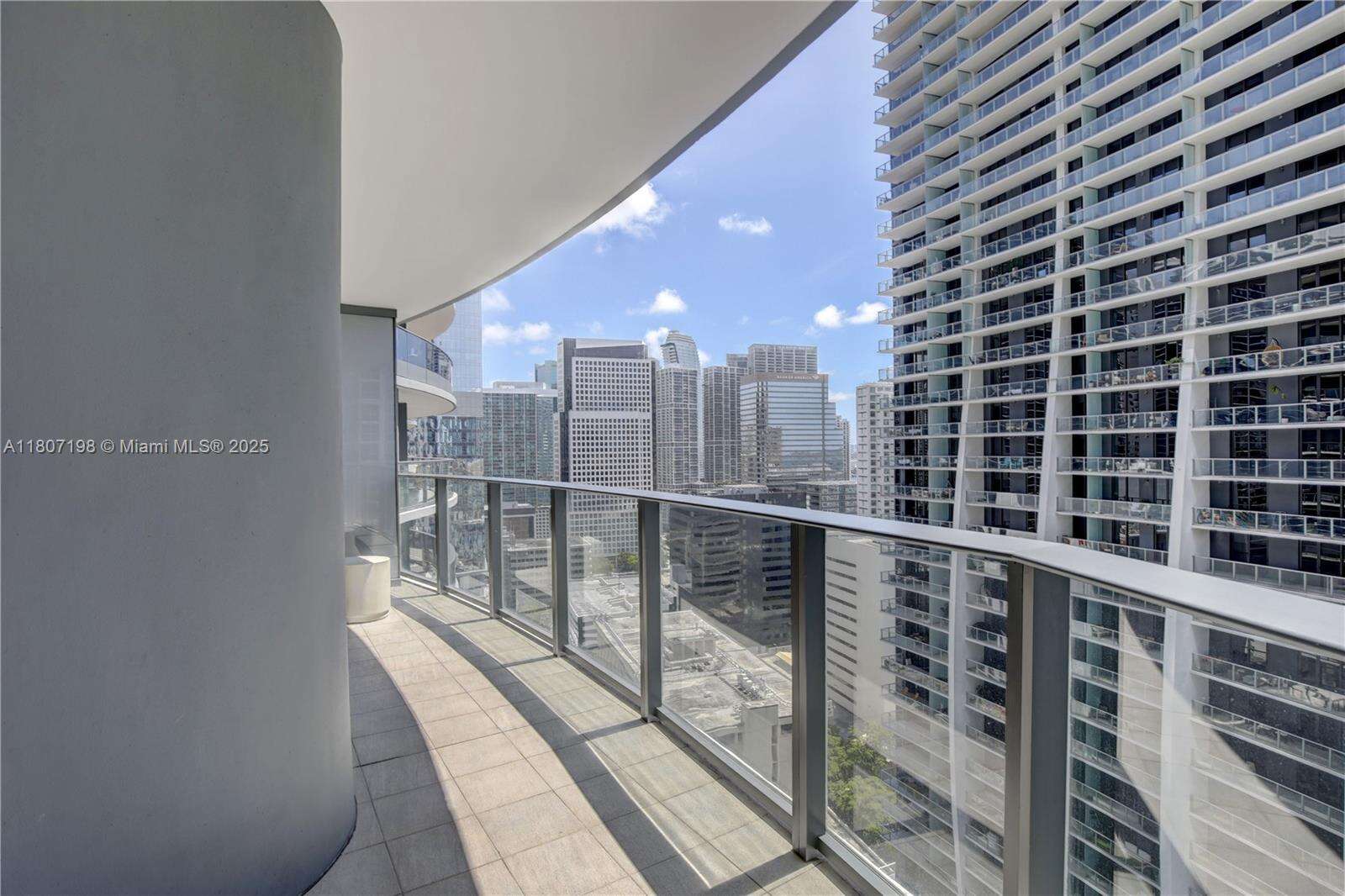 Brickell Flatiron at 1000 Brickell Plz, Miami, FL 33131 - For Sale photo 36