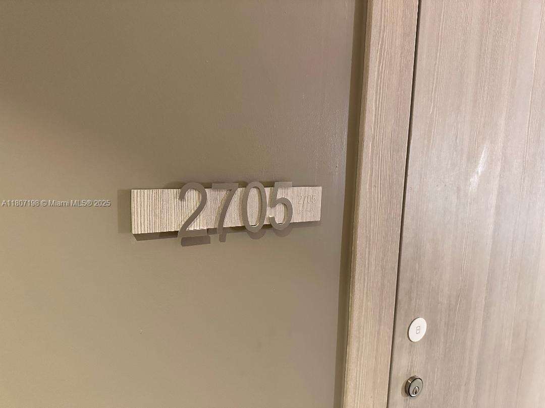Brickell Flatiron at 1000 Brickell Plz, Miami, FL 33131 - For Sale photo 10