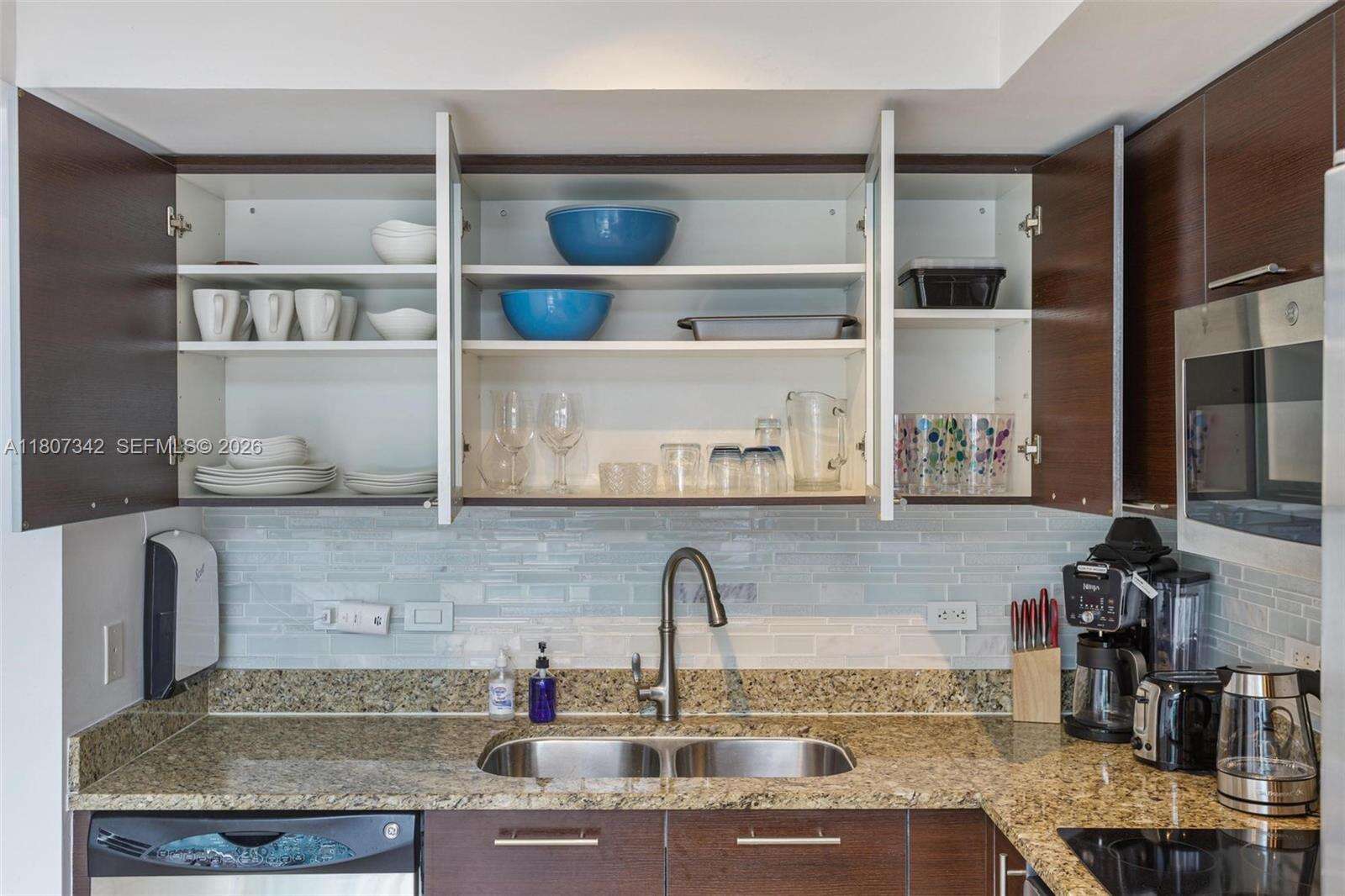 Brickell On The River at 41 5 St, Miami, FL 33131 - For Sale photo 19