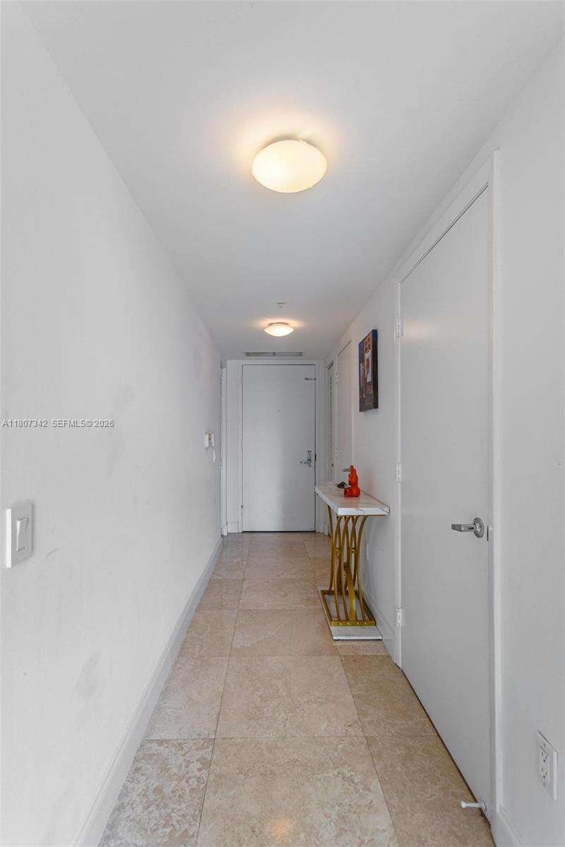Brickell On The River at 41 5 St, Miami, FL 33131 - For Sale photo 7