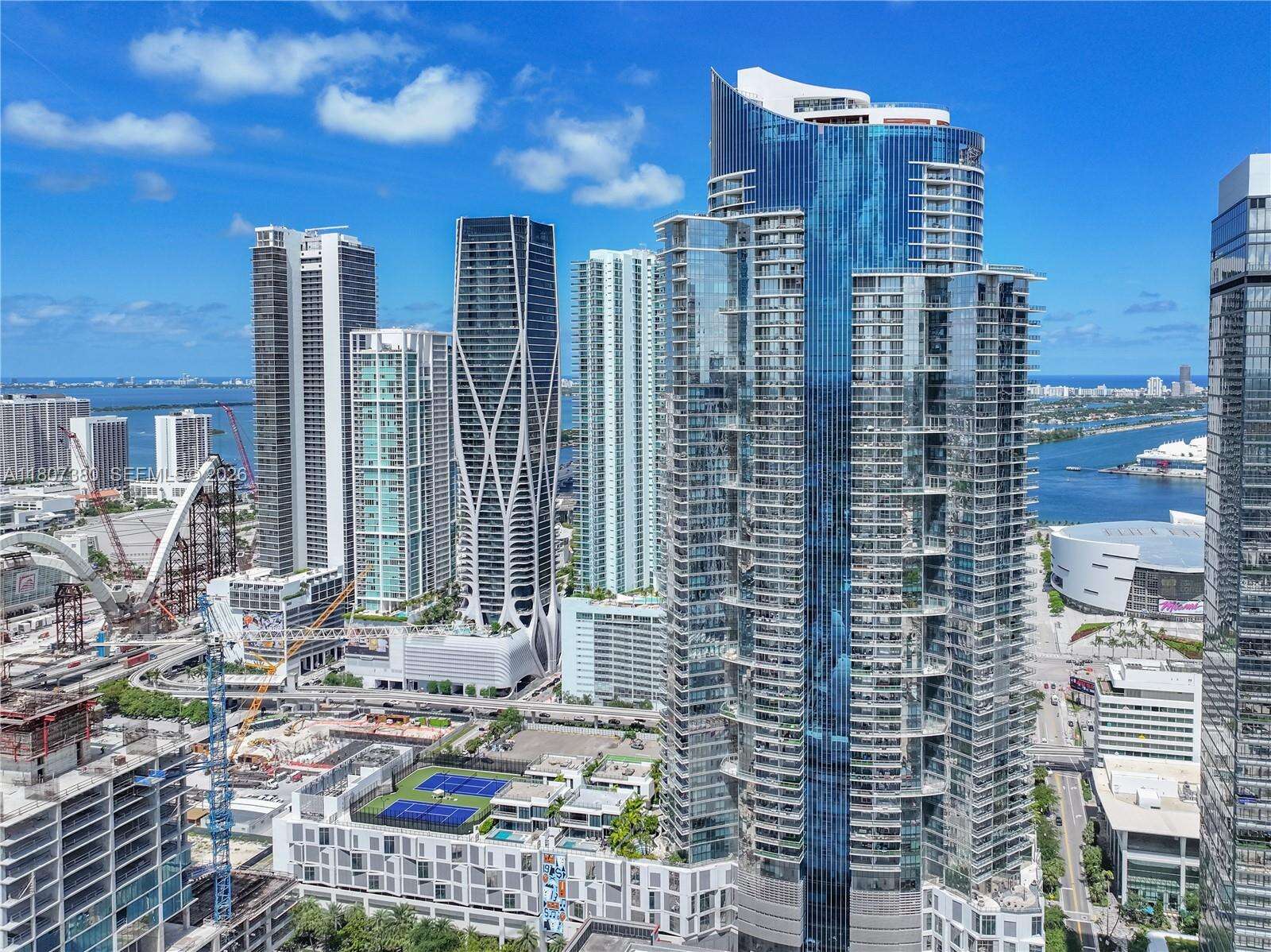 PARAMOUNT MIAMI WORLDCENTER - 851 1 Ave, Miami, FL 33132 | Picture 44