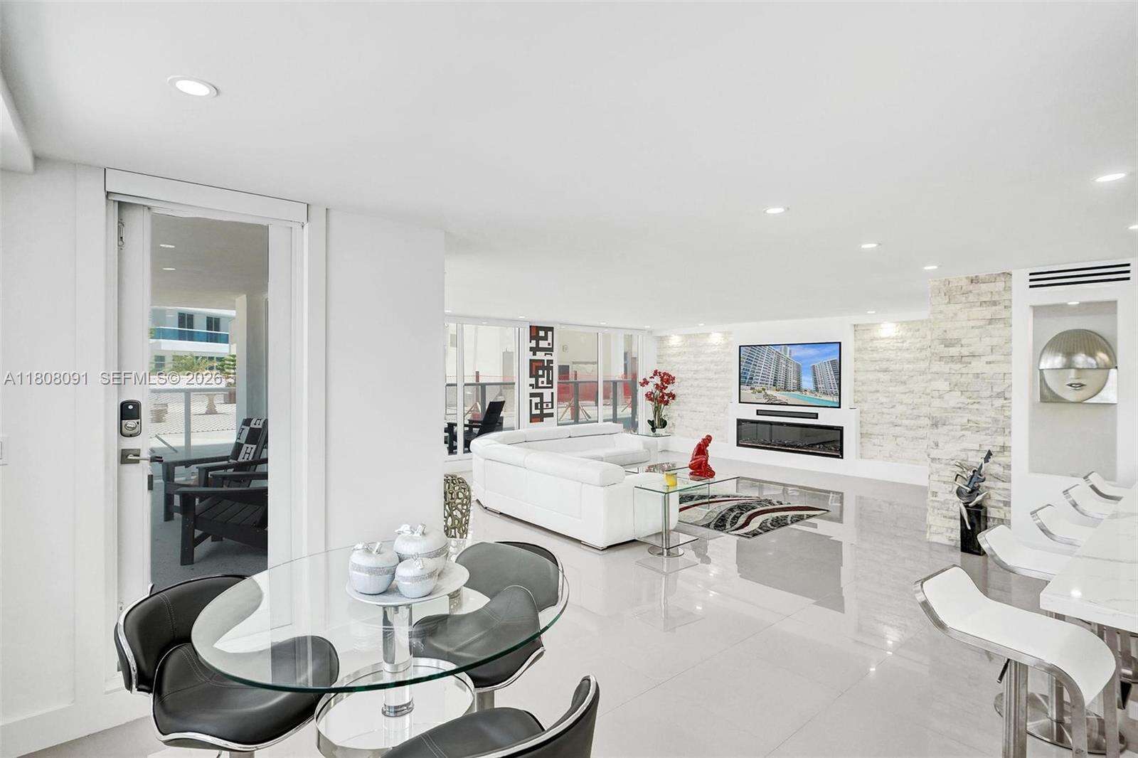 Aquarius at 2751 Ocean Dr, Hollywood, FL 33019 - For Sale photo 21