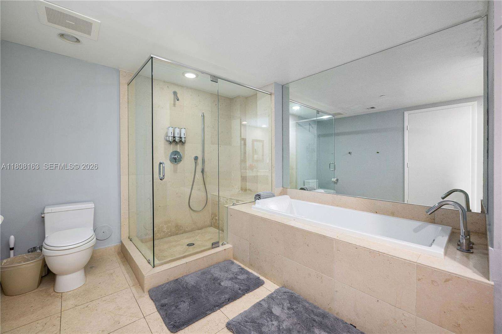 Icon Brickell 3 at 485 Brickell Ave, Miami, FL 33131 - For Sale photo 11