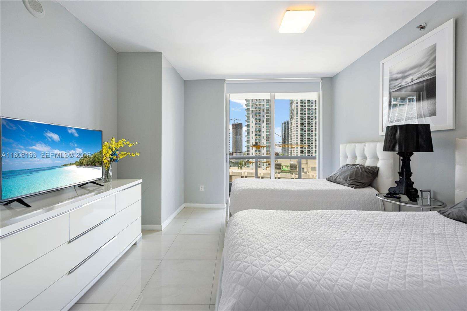 Icon Brickell 3 at 485 Brickell Ave, Miami, FL 33131 - For Sale photo 12