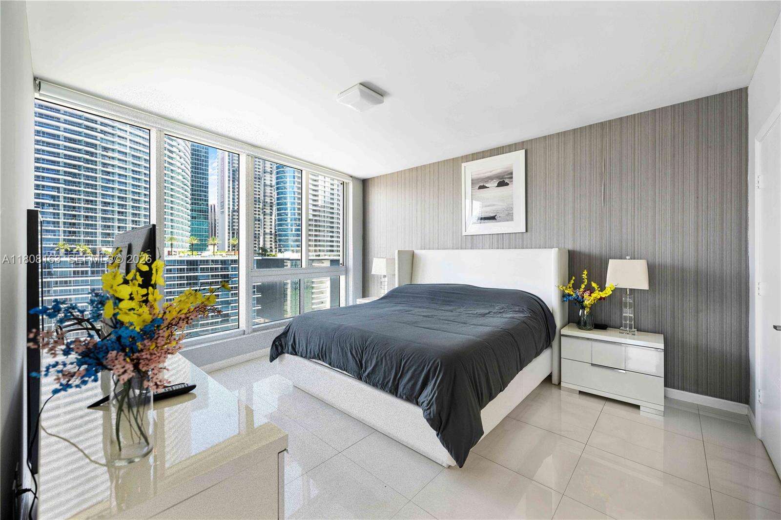 Icon Brickell 3 at 485 Brickell Ave, Miami, FL 33131 - For Sale photo 8