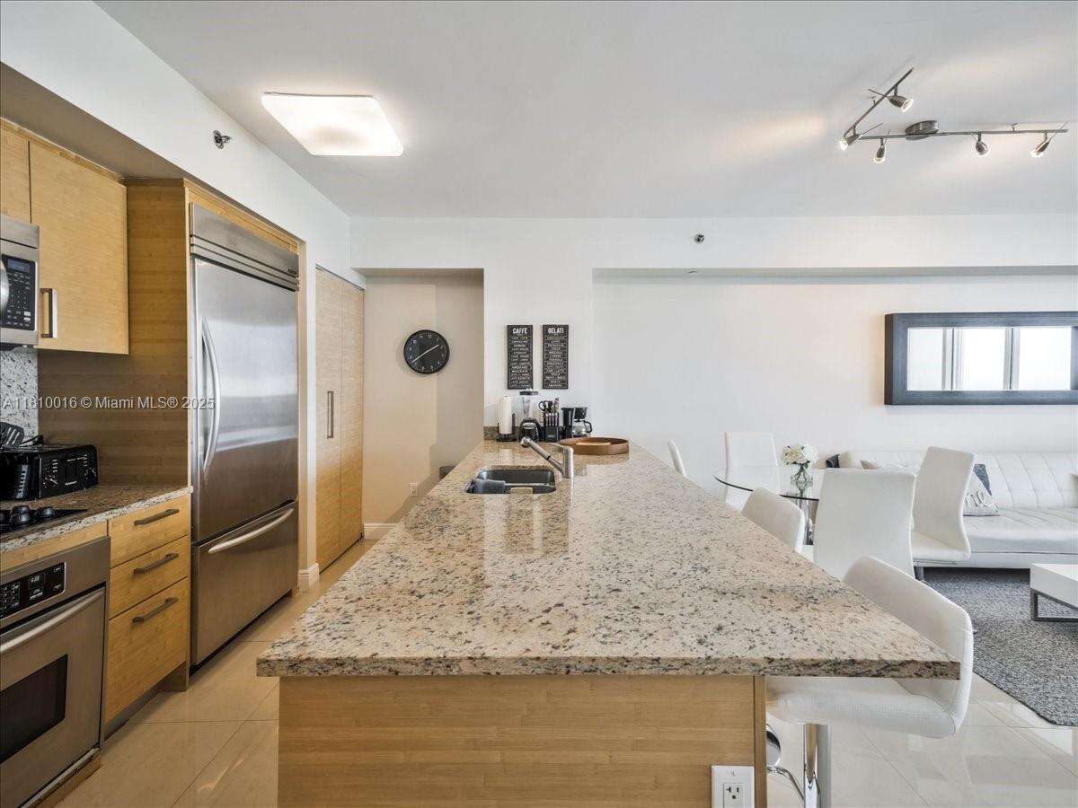 The Beach Club Two at 1830 Ocean Dr, Hallandale Beach, FL 33009 - For Sale photo 17