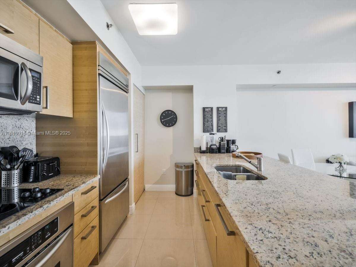 The Beach Club Two at 1830 Ocean Dr, Hallandale Beach, FL 33009 - For Sale photo 31