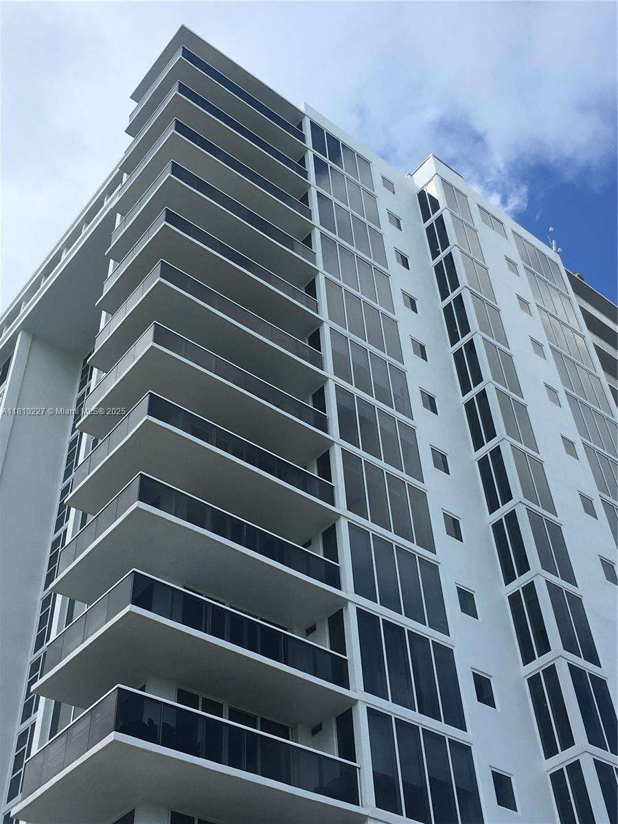 Harbour House at 10275 Collins Ave, Bal Harbour, FL 33154 - For Sale photo 1