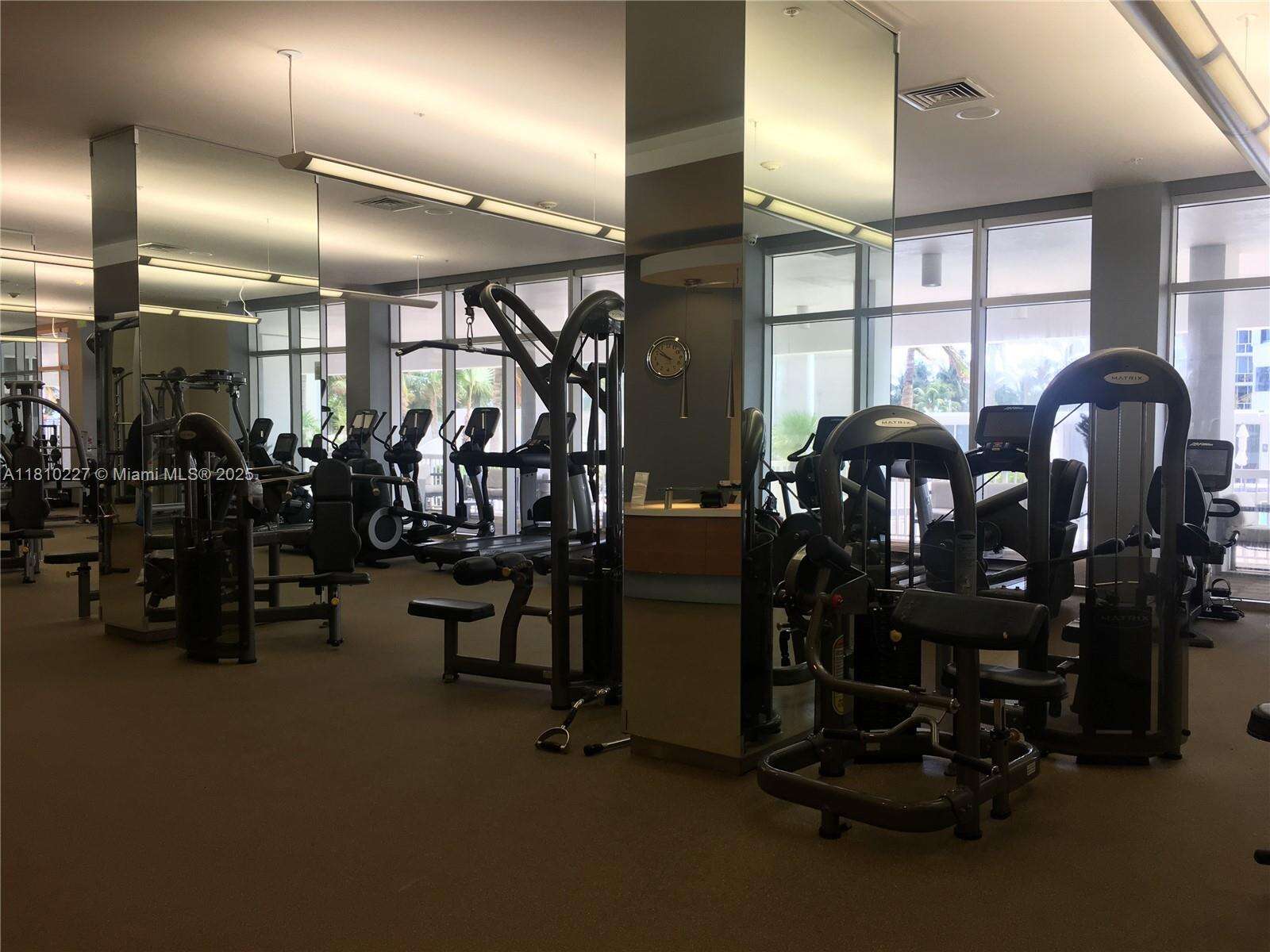 Harbour House at 10275 Collins Ave, Bal Harbour, FL 33154 - For Sale photo 22