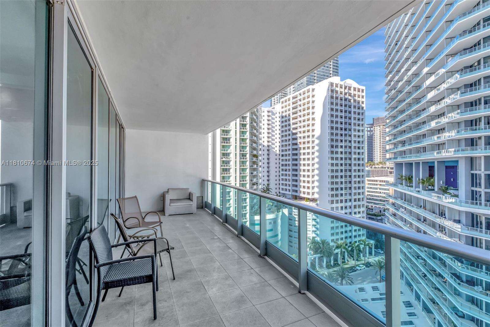 Jade At Brickell Bay at 1331 Brickell Bay Dr, Miami, FL 33131 - For Sale photo 12